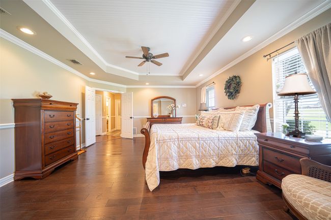 1022 High Meadow Dr, House other with 5 bedrooms, 3 bathrooms and null parking in Mount Vernon TX | Image 11