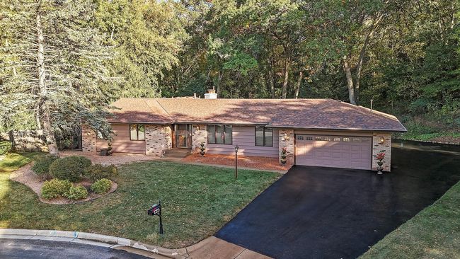 613 Chateau Cir, House other with 5 bedrooms, 3 bathrooms and null parking in Burnsville MN | Image 57