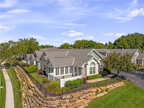 7153 Meadow View St, Shawnee, KS, 66227-5504 | Card Image