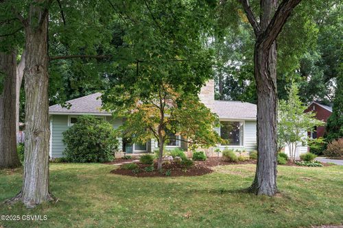 620 Ikeler St, Lewisburg, PA, 17837-1027 | Card Image