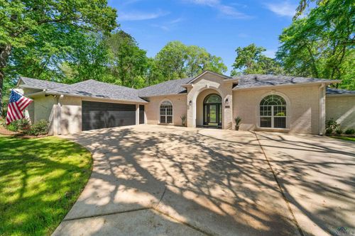 1804 W Lake Dr, Gladewater, TX, 75647-3208 | Card Image