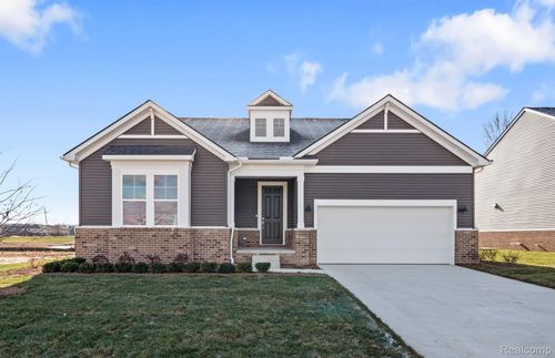20409 W Kilburn Dr, Macomb, MI, 48044-4343 | Card Image