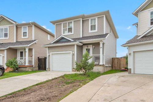 39 Sunrise Crescent Ne, High River, AB, T1V0B9 | Card Image