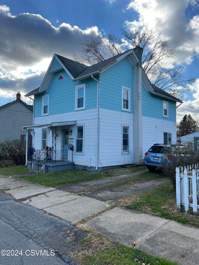 1139 Almond Street, House other with 4 bedrooms, 2 bathrooms and null parking in Williamsport PA | Image 2