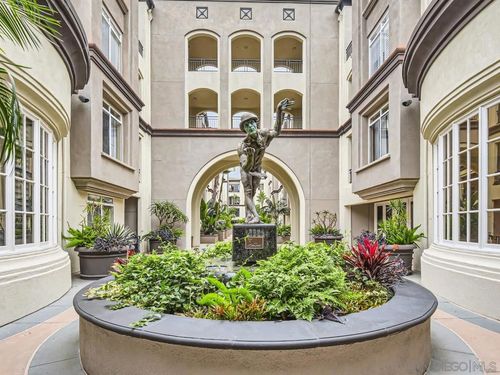 c108-9293 Regents Rd, La Jolla, CA, 92037 | Card Image