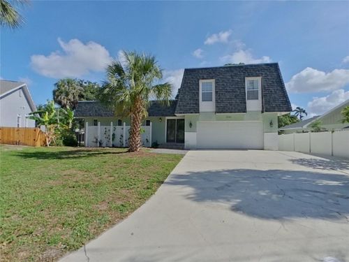 3083 Hickory Dr, LARGO, FL, 33770-4235 | Card Image