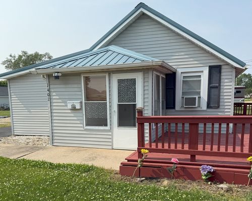 1402 Bennett Dr, Rock Falls, IL, 61071-2647 | Card Image