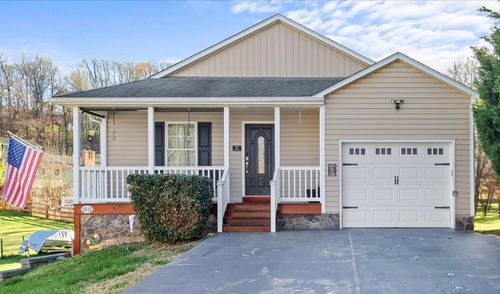 1612 June Dr, Roanoke, VA, 24019-3633 | Card Image