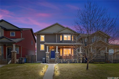 806 Stonebridge Common, Saskatoon, SK, S7T0M8 | Card Image