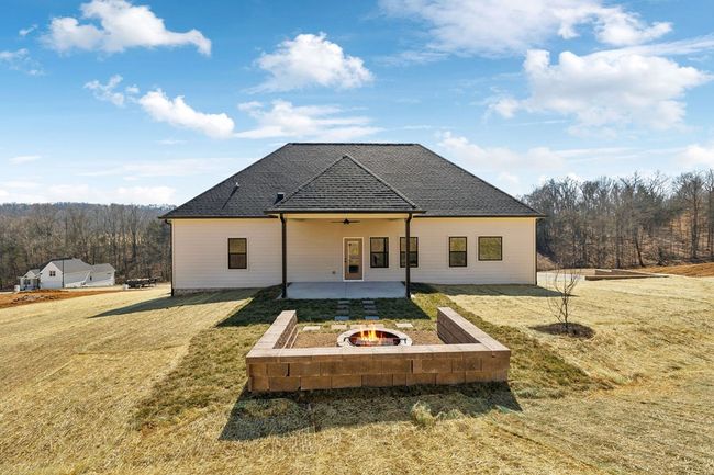 124 Casey St, House other with 3 bedrooms, 2 bathrooms and 2 parking in Brush Creek TN | Image 52