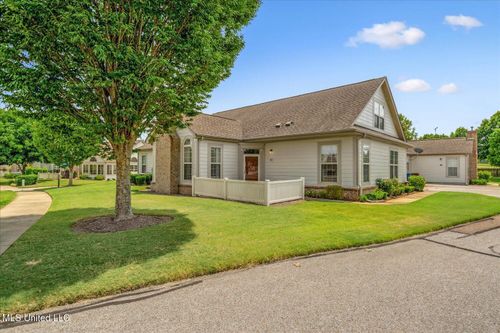 8817 Parkview Oaks Cir, Olive Branch, MS, 38654-6796 | Card Image