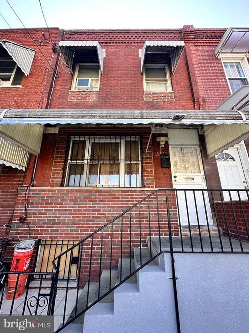 2005 S 9th St, PHILADELPHIA, PA, 19148-2301 | Card Image