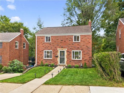 3949 Meadowbrook Blvd, Pittsburgh, PA, 15227-3413 | Card Image