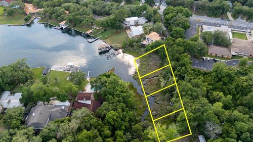 2 Petit Ct, Shalimar, FL, 32579-1376 | Card Image