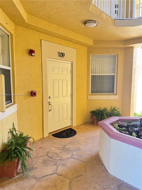 apt-109-8964 W Flagler St, Miami, FL, 33174-3903 | Card Image