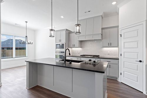 1905 Ferguson St, Pea Ridge, AR, 72751-5052 | Card Image