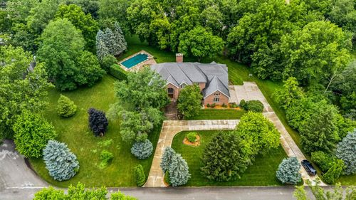 106 Sycamore Woods Ln, Tiffin, OH, 44883-3290 | Card Image