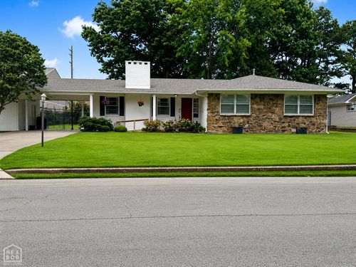 1910 Sherwood Dr, Jonesboro, AR, 72401-5824 | Card Image