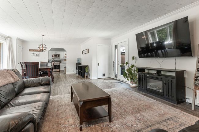 3875 Loop Rd, House other with 3 bedrooms, 2 bathrooms and 6 parking in Harcourt ON | Image 8
