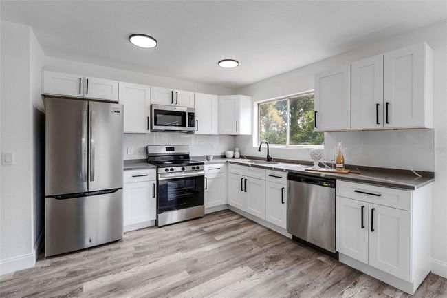 131 Manth Ave, House other with 3 bedrooms, 2 bathrooms and null parking in Cocoa FL | Image 6