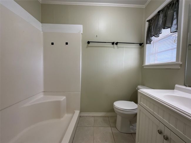 24291 State Highway 19, House other with 4 bedrooms, 2 bathrooms and null parking in Canton TX | Image 12