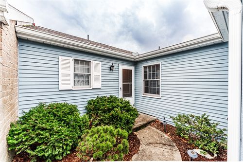 199 Roscommon Pl, Canonsburg, PA, 15317-2445 | Card Image