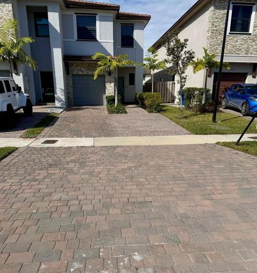 25266 Sw 107th Ave, Homestead, FL, 33032-6339 | Card Image