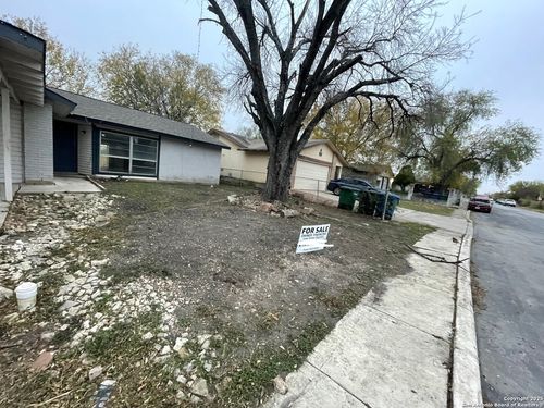 5606 Ocean Side St, San Antonio, TX, 78242-3219 | Card Image