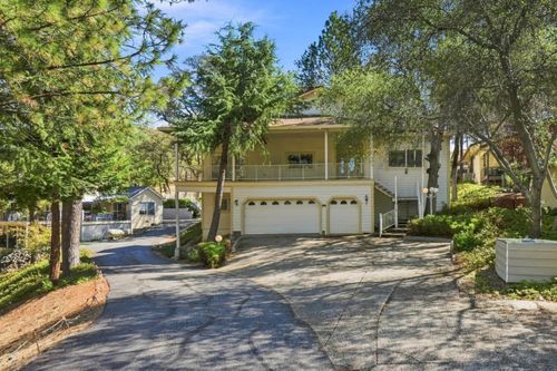 12717 Lake Wildwood Dr, Penn Valley, CA, 95946-9150 | Card Image