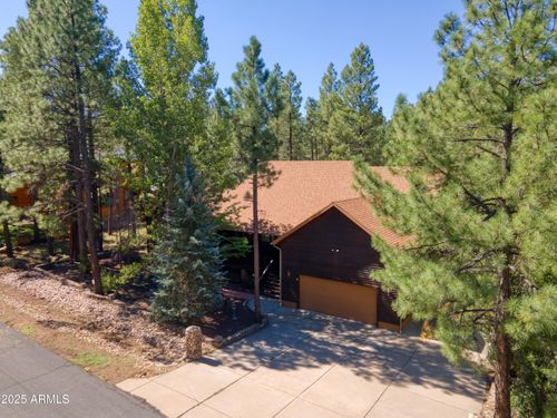 2745 Blue Lake Cir, Pinetop, AZ, 85935-6212 | Card Image