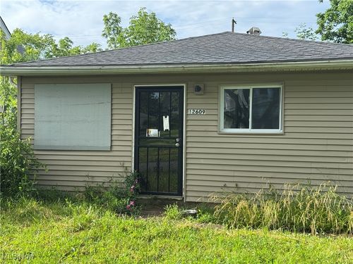 12609 Holborn Ave, Cleveland, OH, 44105-2622 | Card Image
