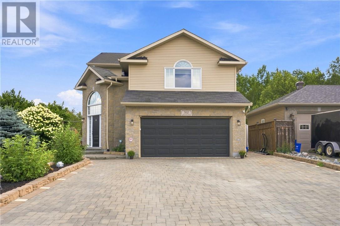 Residential in Garson 4