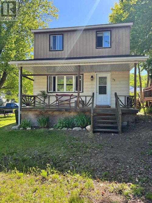 32 Pine Street, Unorganized Townships (Thorne), ON, P0H2J0 | Card Image