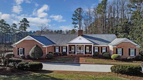 10 Country Club Dr, Siler City, NC, 27344-8207 | Card Image