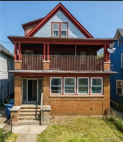 1348 Pierce Ave, Niagara Falls, NY, 14301-1283 | Card Image