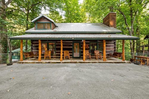 1329 N Baden Drive, Gatlinburg, TN, 37738 | Card Image