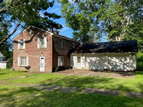 46 Warden St, Union City, PA, 16438-1041 | Card Image