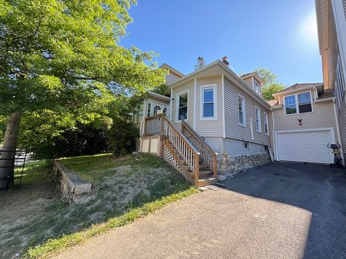 35 Standish St, Worcester, MA, 01604-3248 | Card Image