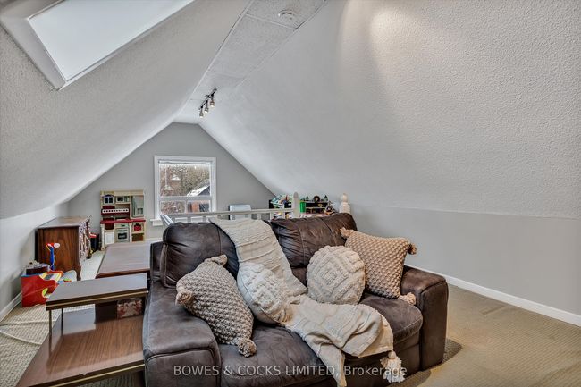709 Bethune St, House other with 3 bedrooms, 2 bathrooms and 3 parking in Peterborough ON | Image 29