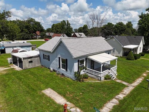 401 E Washington St, Vandalia, MO, 63382-1557 | Card Image