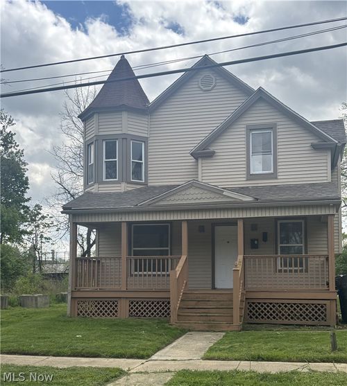 8706 Nevada Ave, Cleveland, OH, 44104-2355 | Card Image