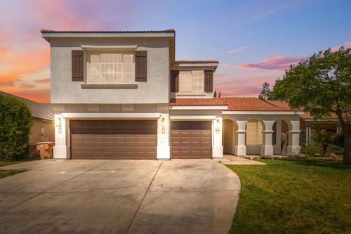 5118 Vista Del Mar Ave, Bakersfield, CA, 93311-9022 | Card Image