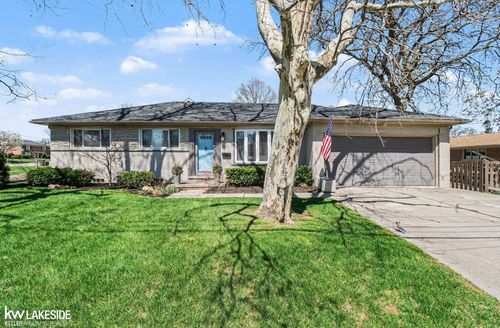 26360 Jefferson Ave, Saint Clair Shores, MI, 48081-2445 | Card Image