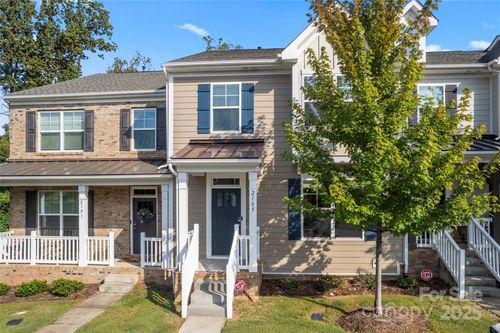 2105 Laurel Village Cir, Belmont, NC, 28012-9648 | Card Image