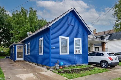 3209 Trowbridge Ave, Cleveland, OH, 44109-2046 | Card Image