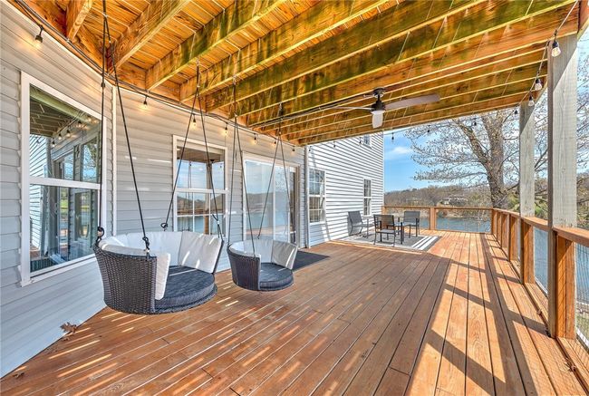 lower deck | Image 42