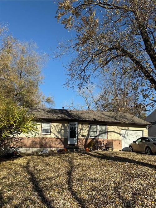 6010 E 149th St, Grandview, MO, 64030-4318 | Card Image