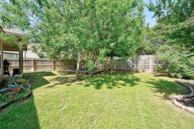 327 Saffron Spgs, House other with 3 bedrooms, 2 bathrooms and 4 parking in Buda TX | Image 36