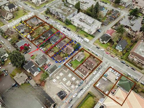 415 Seventh St, New Westminster, BC, V3M3L2 | Card Image