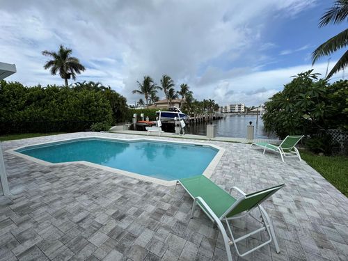 16 Midlane Rd, Ocean Ridge, FL, 33435-6219 | Card Image